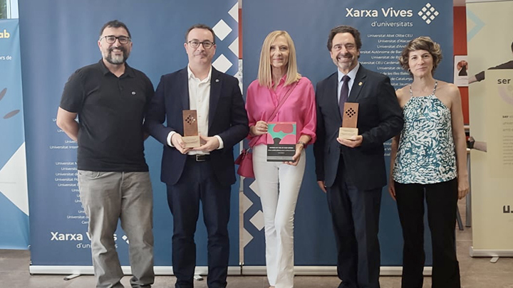 Three books from Edicions UB have won the Joan Lluís Vives publishing awards!